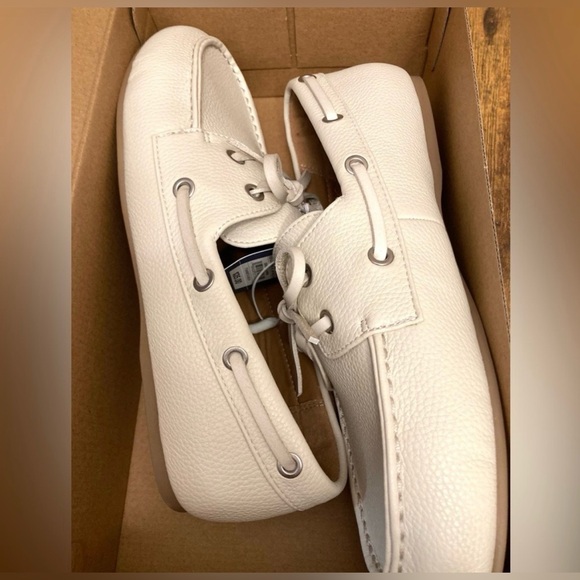 Women's Midge Boat Shoe Flats Memory Foam Universal Thread Off-White Size 8.5 - Picture 6 of 6